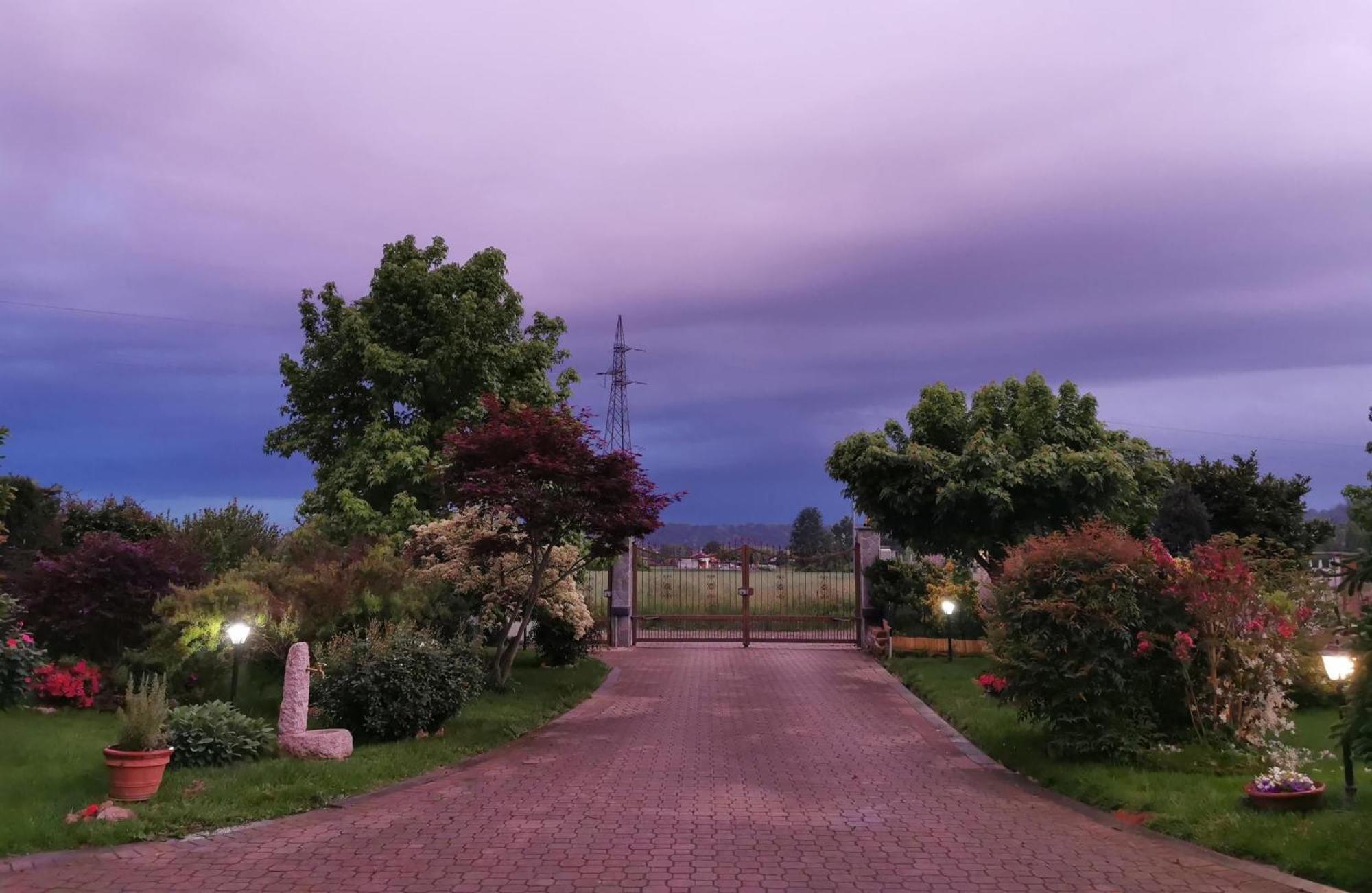 Orto Del Pettirosso Apartman Front Kültér fotó