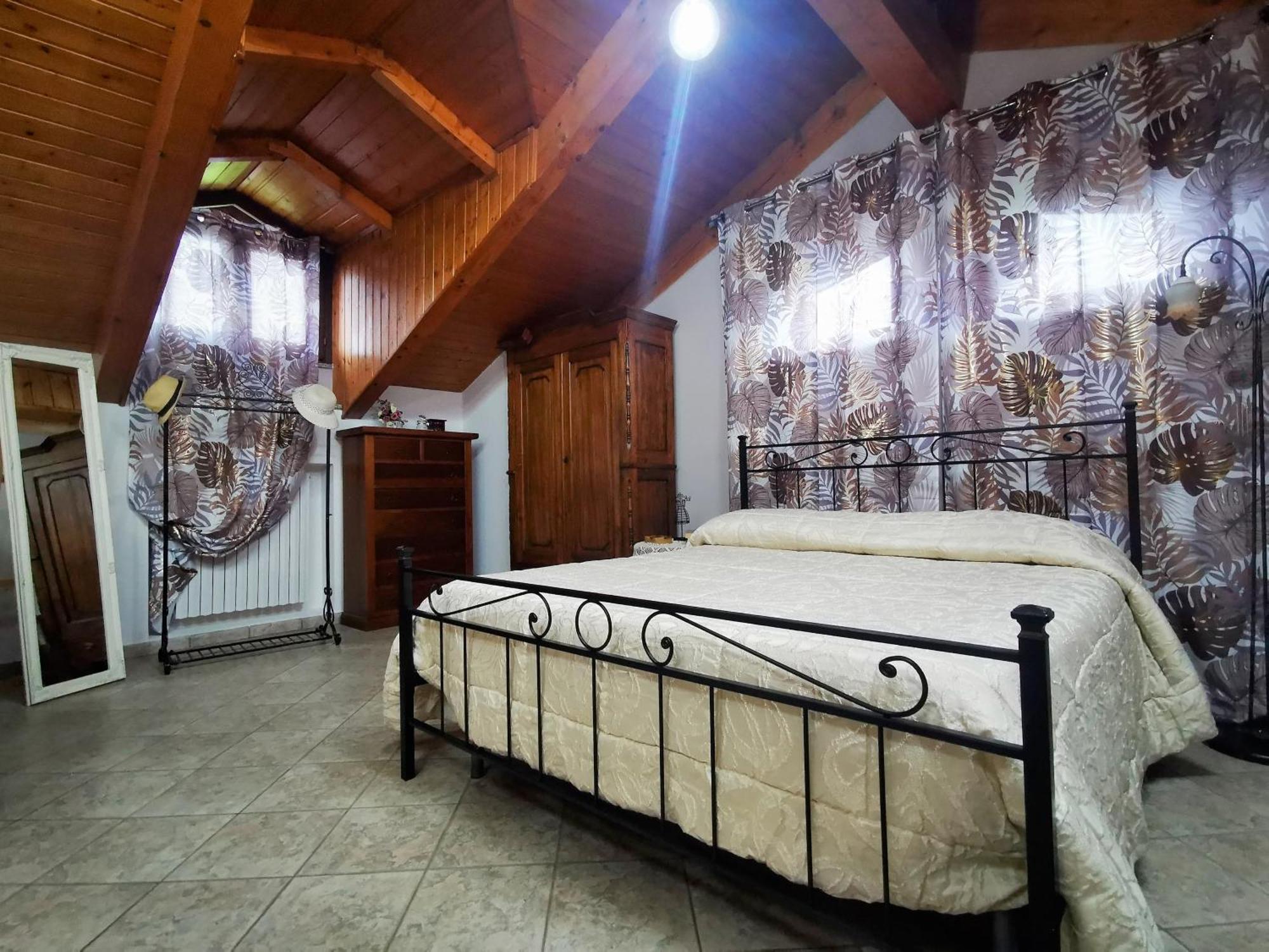 Orto Del Pettirosso Apartman Front Kültér fotó