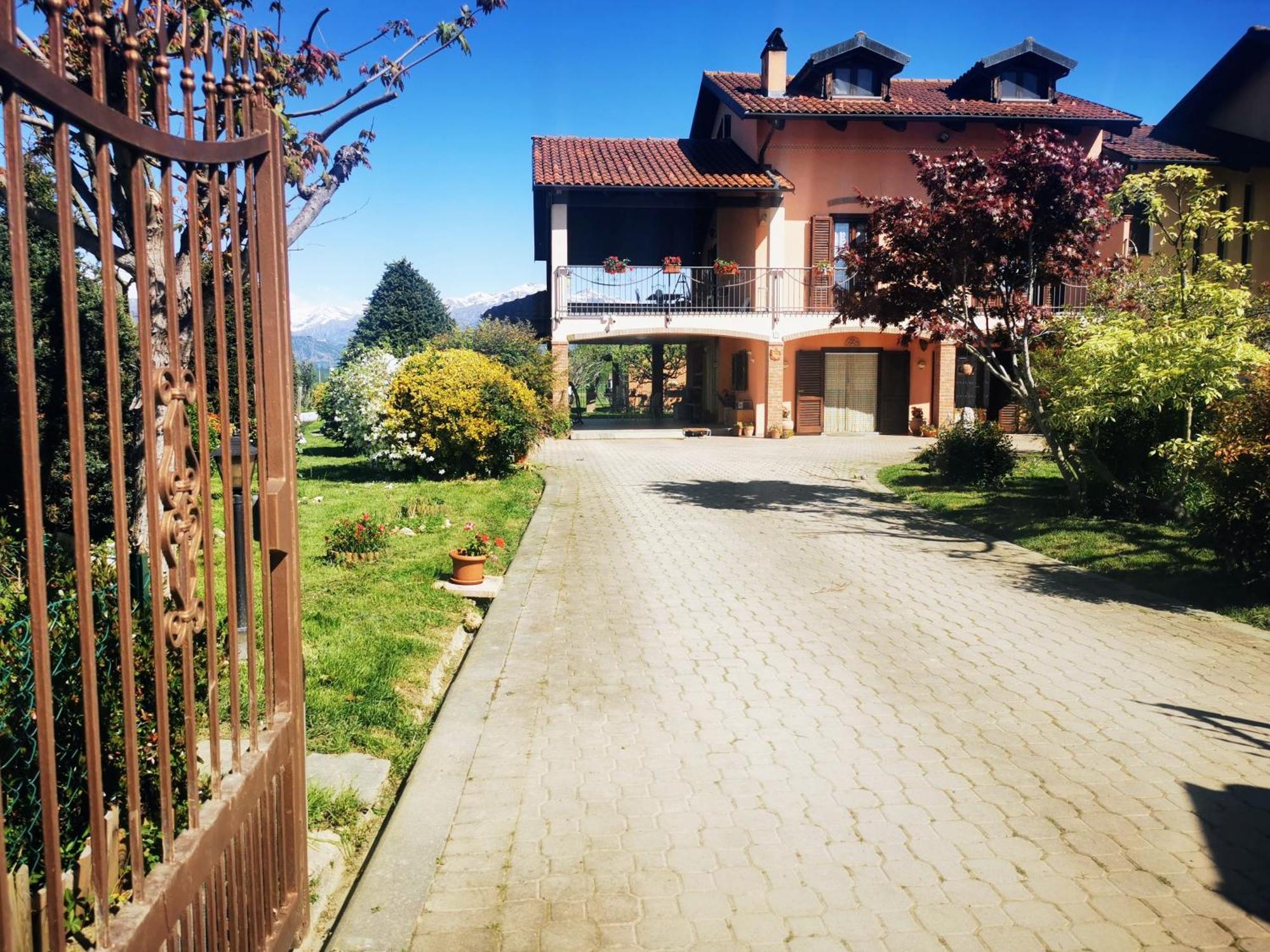 Orto Del Pettirosso Apartman Front Kültér fotó