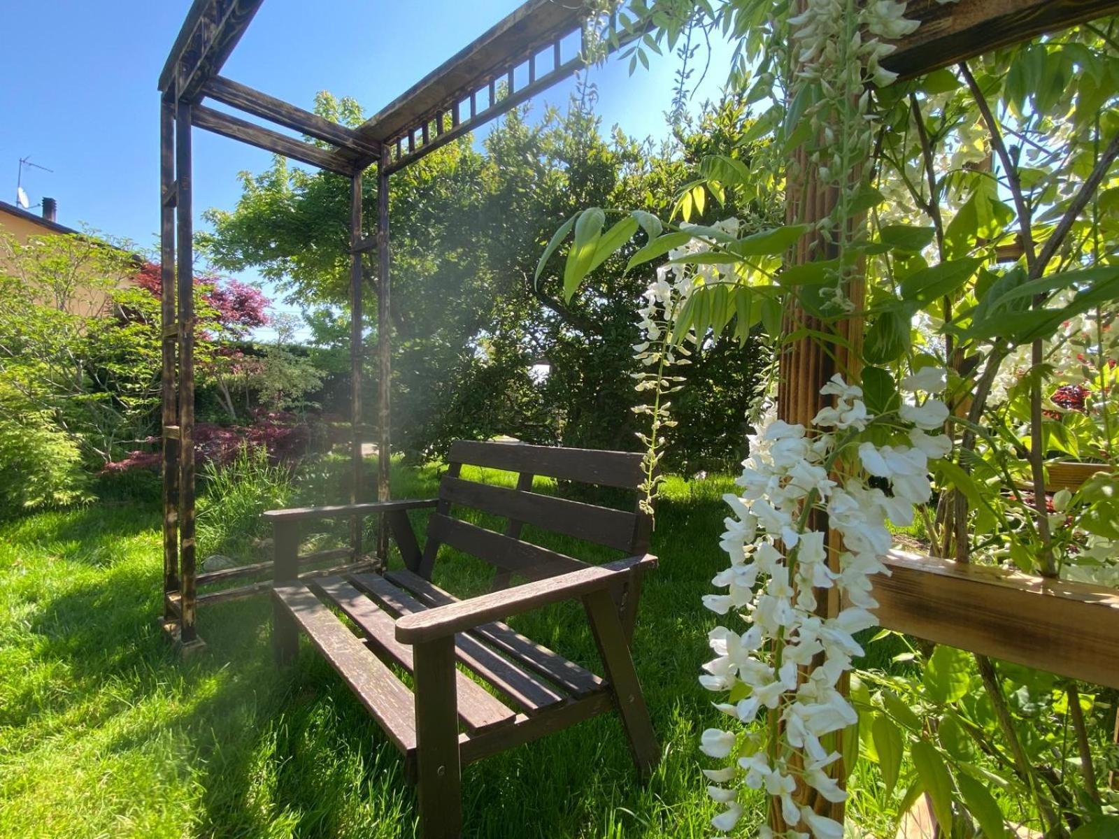 Orto Del Pettirosso Apartman Front Kültér fotó